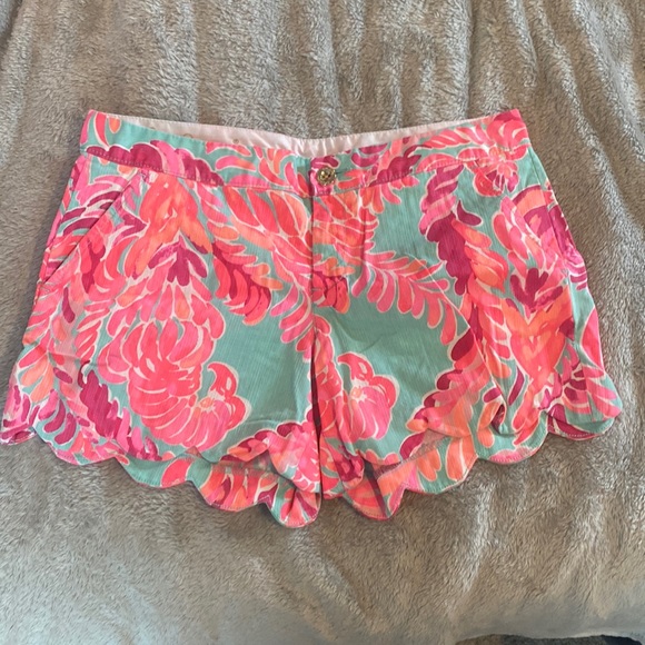 Lilly Pulitzer Pants - Lilly Pulitzer Flamingo Buttercup Shorts